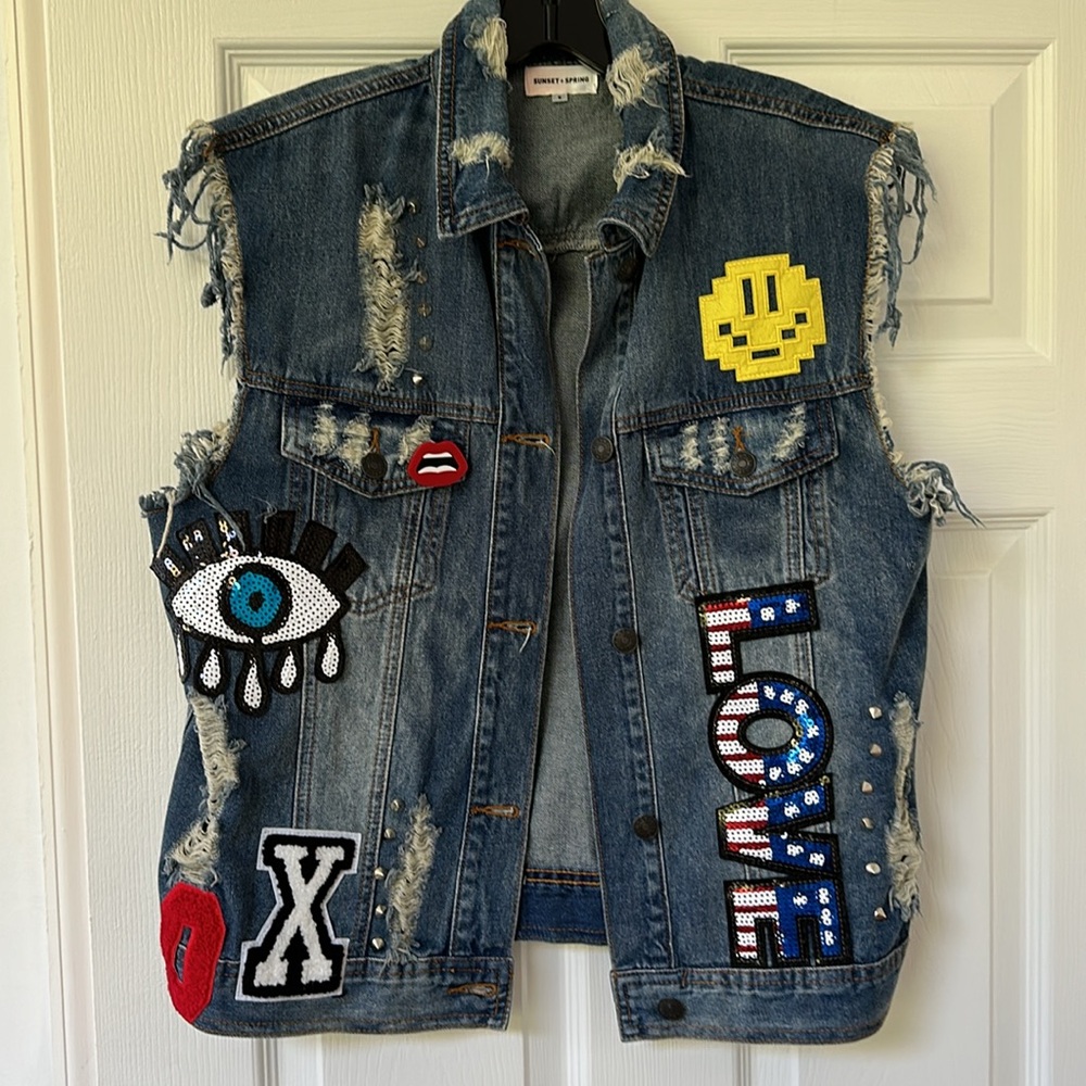 Sunset + Spring Denim Vest - Picture 2 of 8